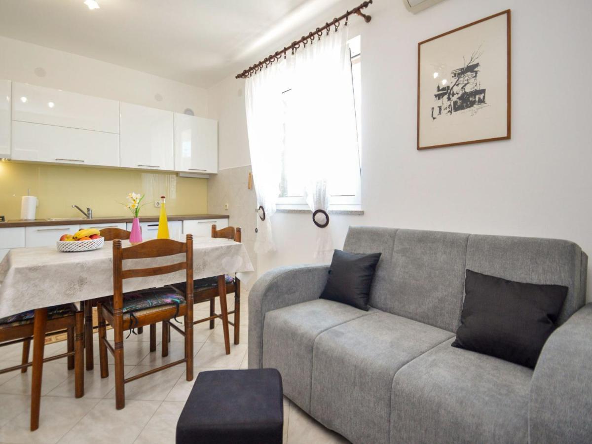 Apartment More By Interhome Trget Kültér fotó